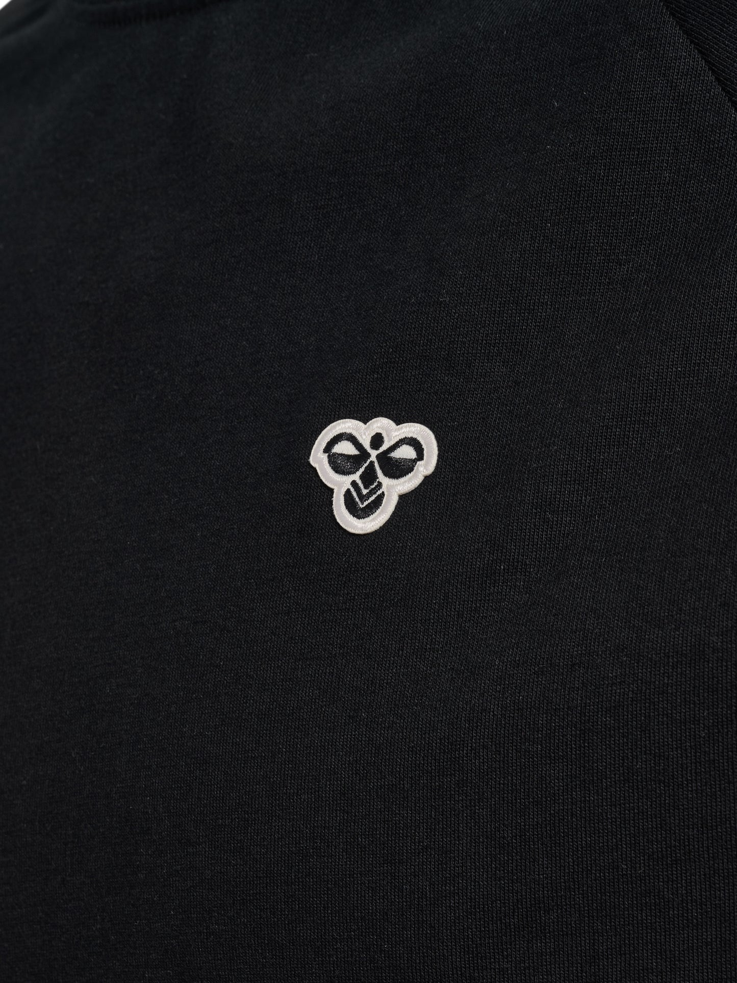 2001-BLACK