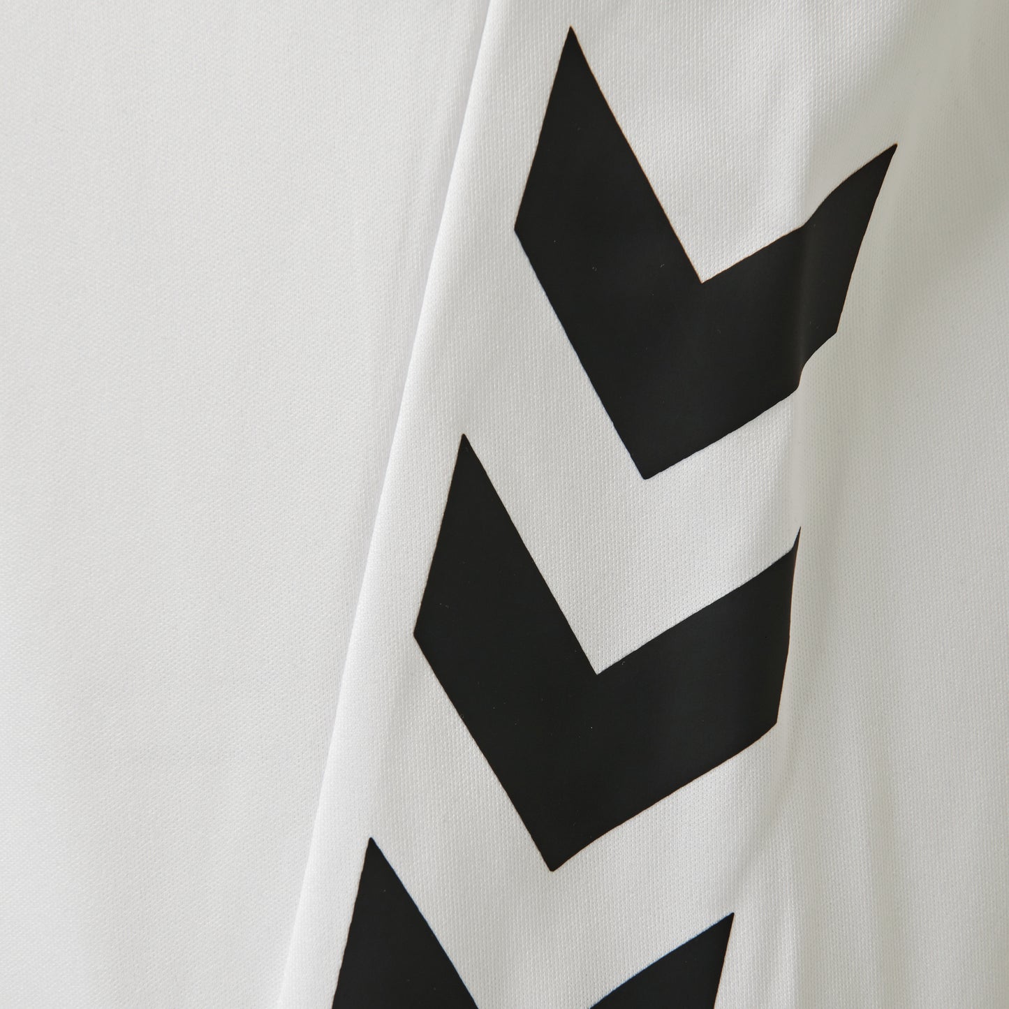 9001-WHITE