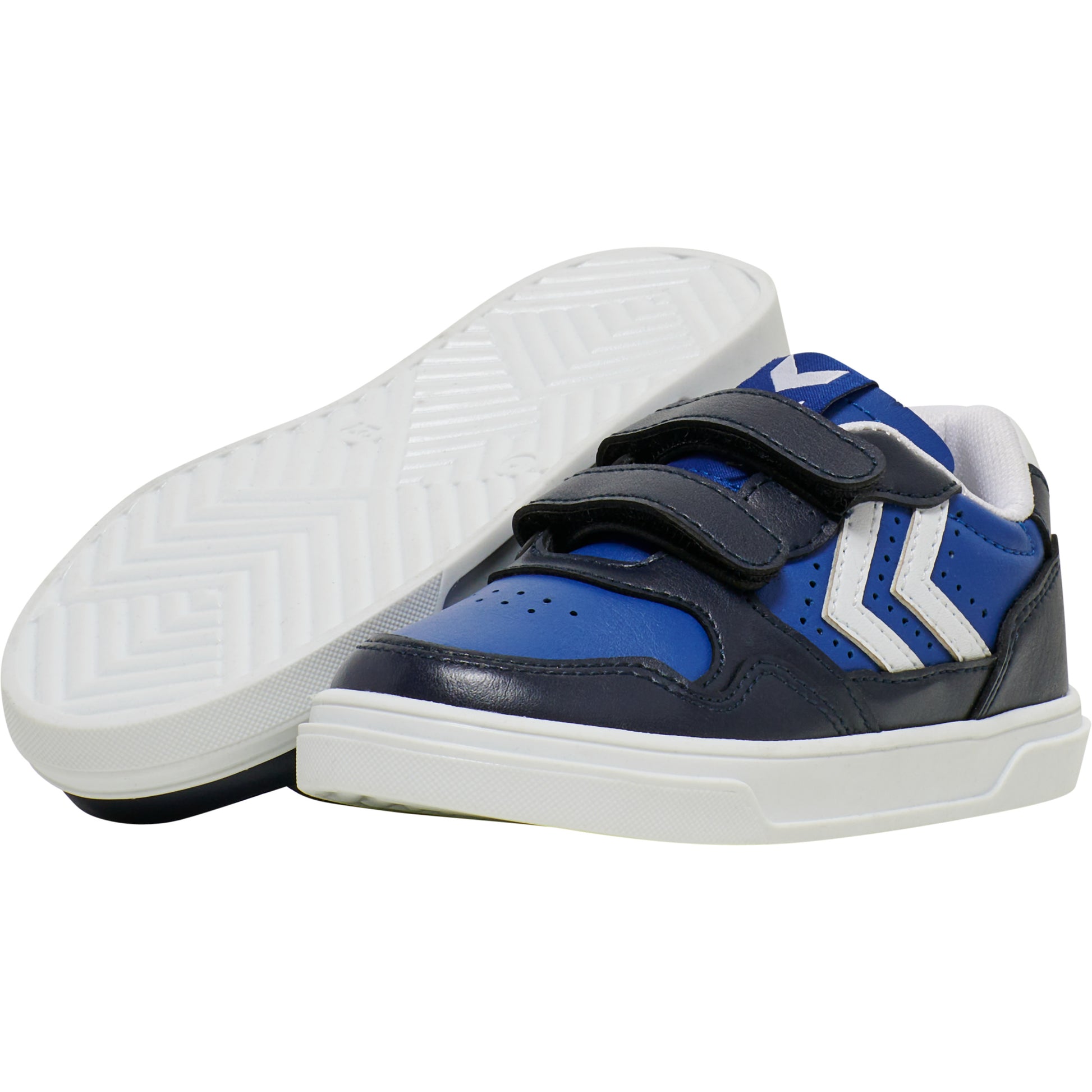 1009-BLACK IRIS