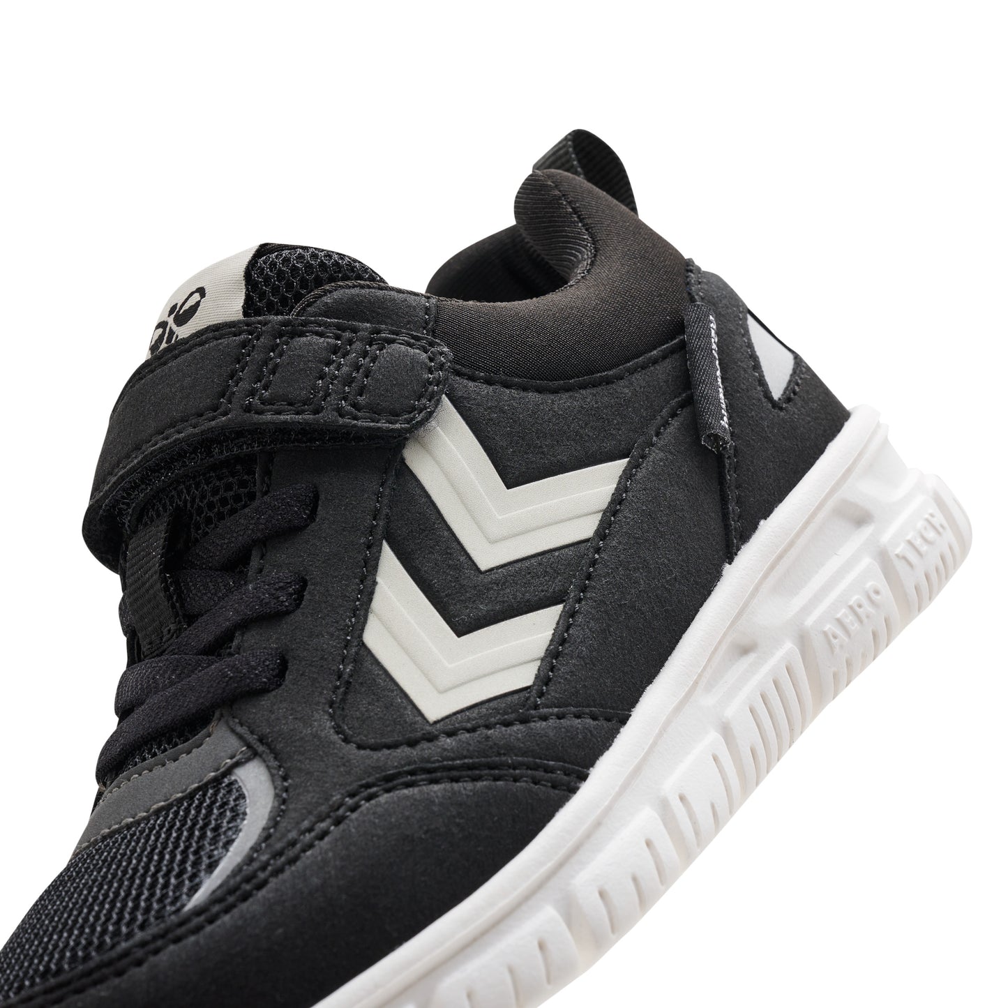 2001-BLACK