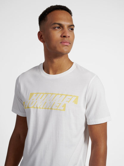 hmlGRAPHIC DISPLACED LOGO TEE