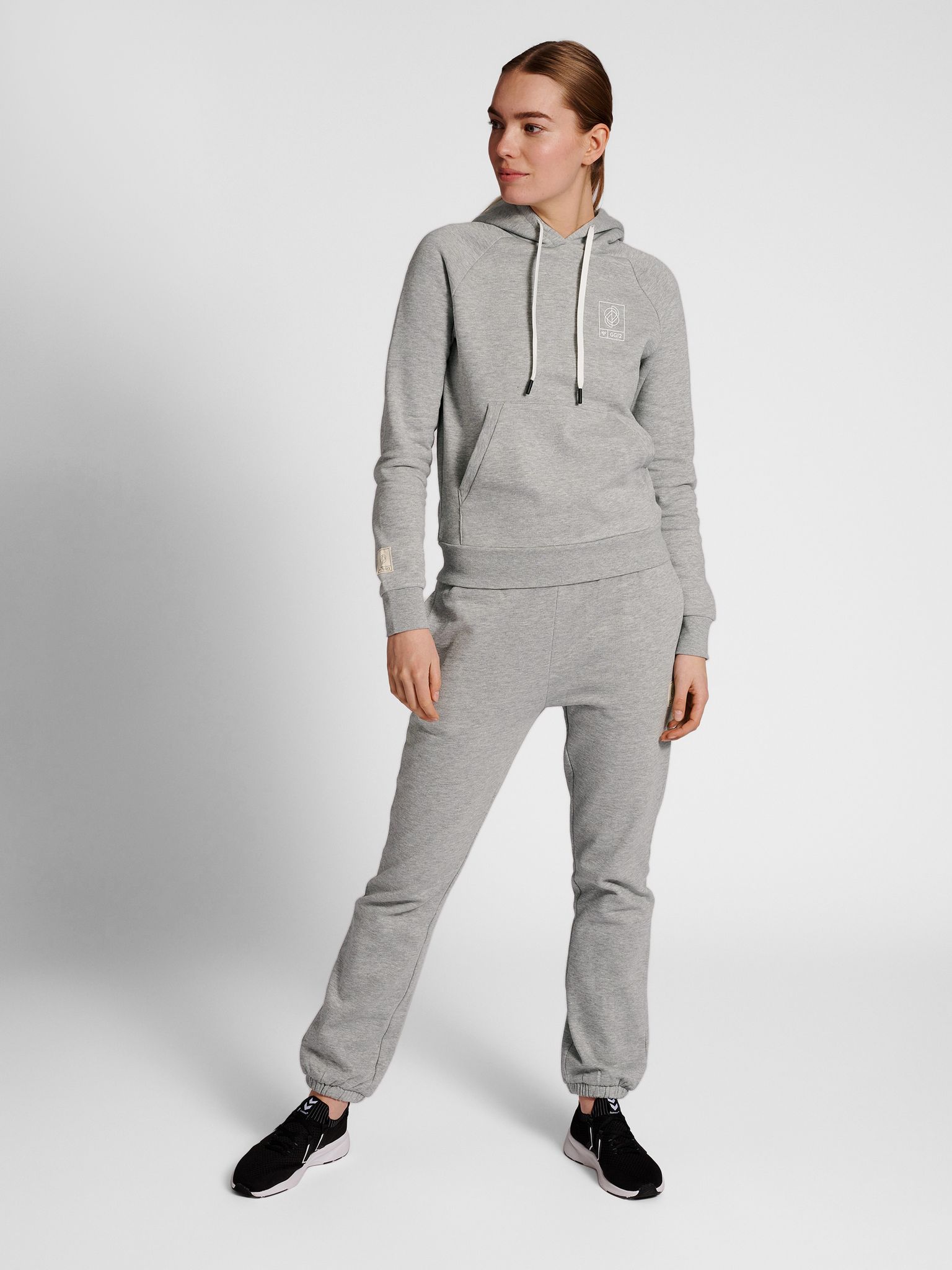 hmlGG12 SWEAT PANTS WOMAN