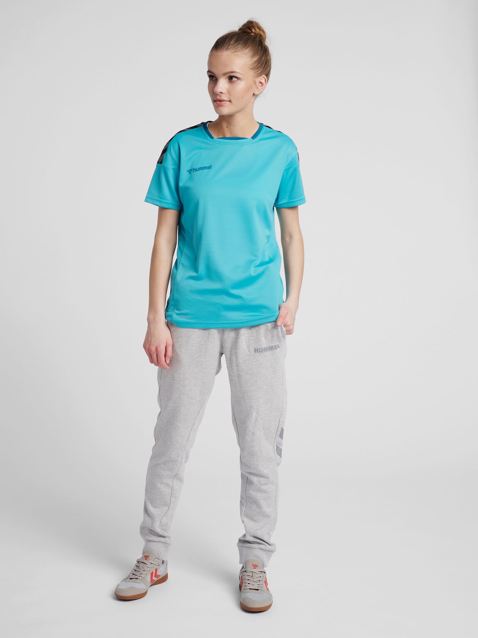 hmlAUTHENTIC POLY JERSEY WOMAN S/S