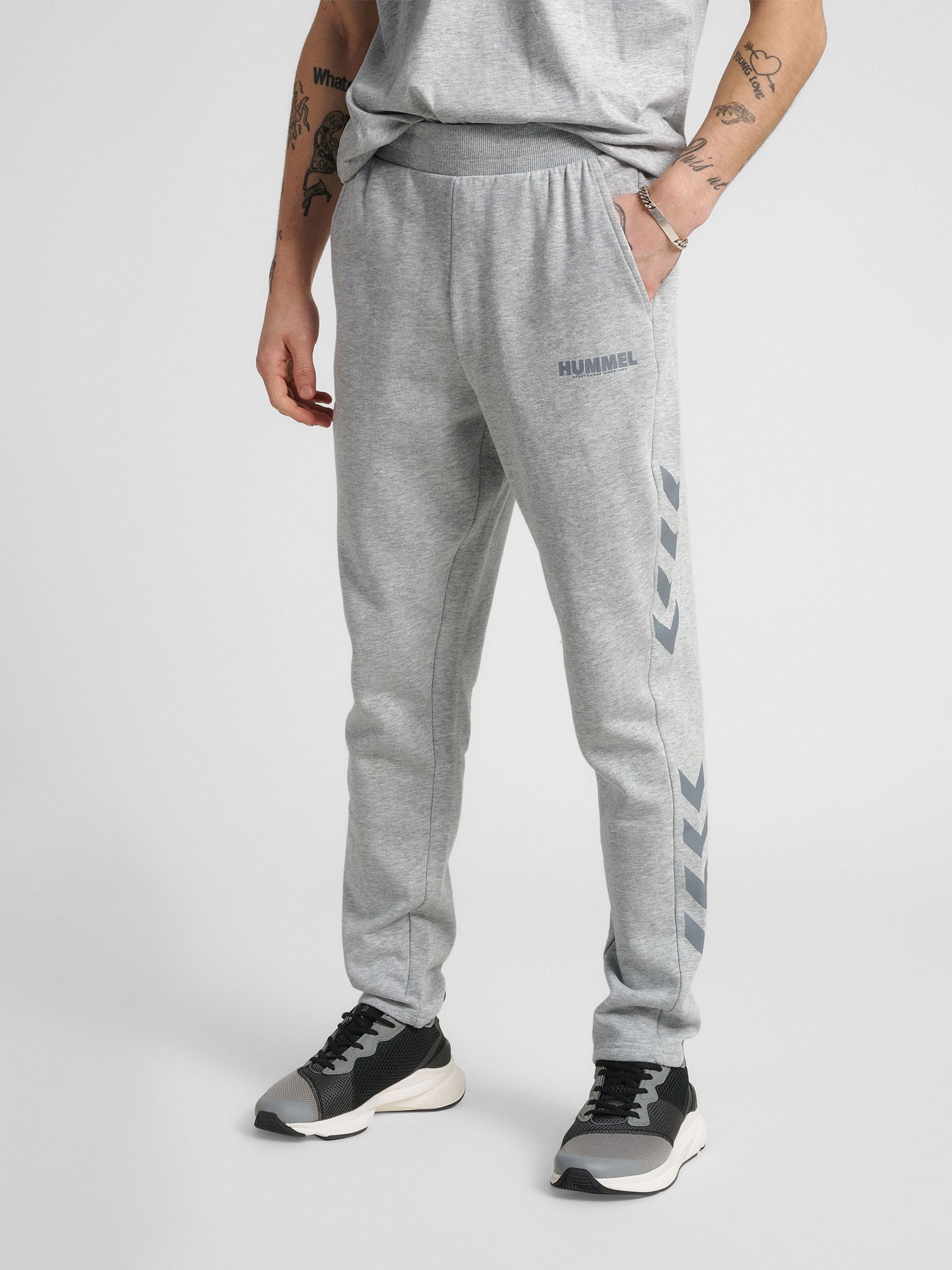 hmlLEGACY TAPERED PANTS