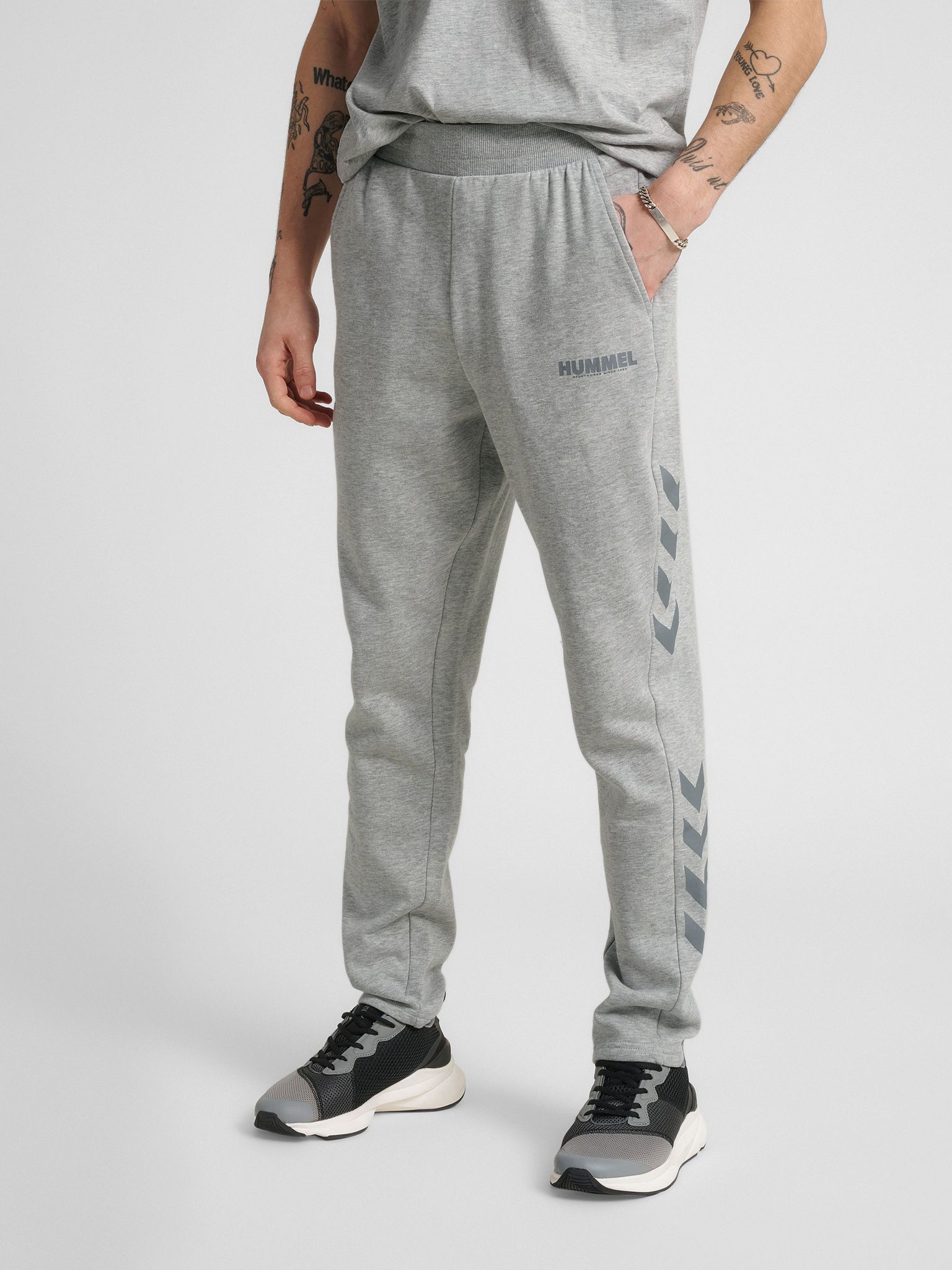 hmlLEGACY TAPERED PANTS
