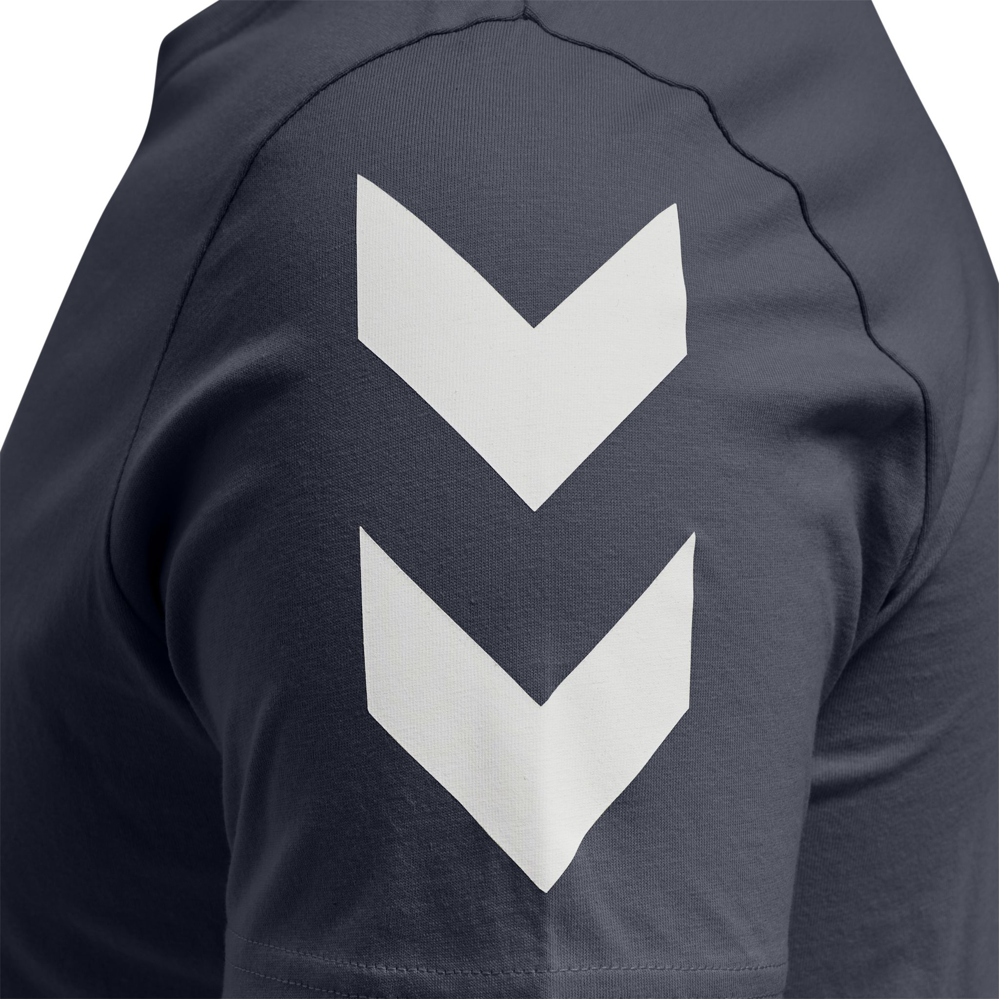 hmlLEGACY CHEVRON T-SHIRT PLUS