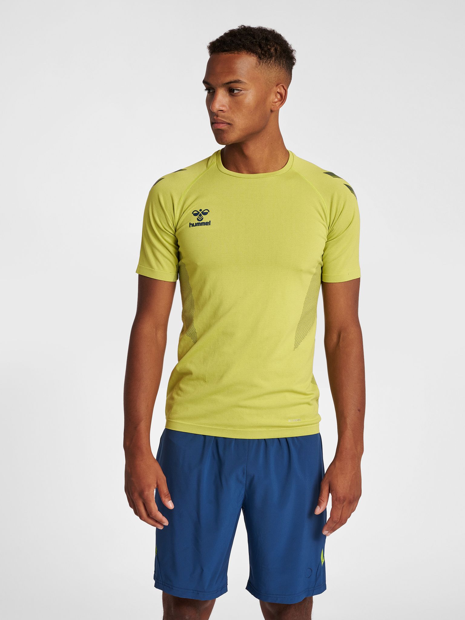 hmlLEAD PRO SEAMLESS TRAINING JERSEY