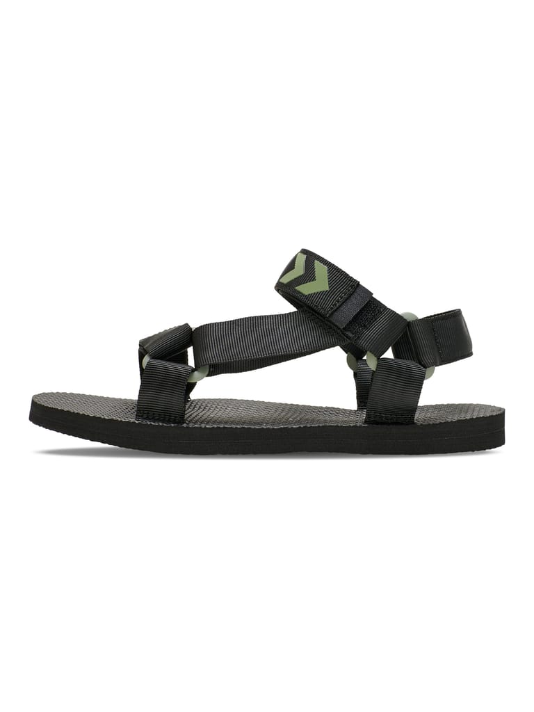 STRAP SANDAL