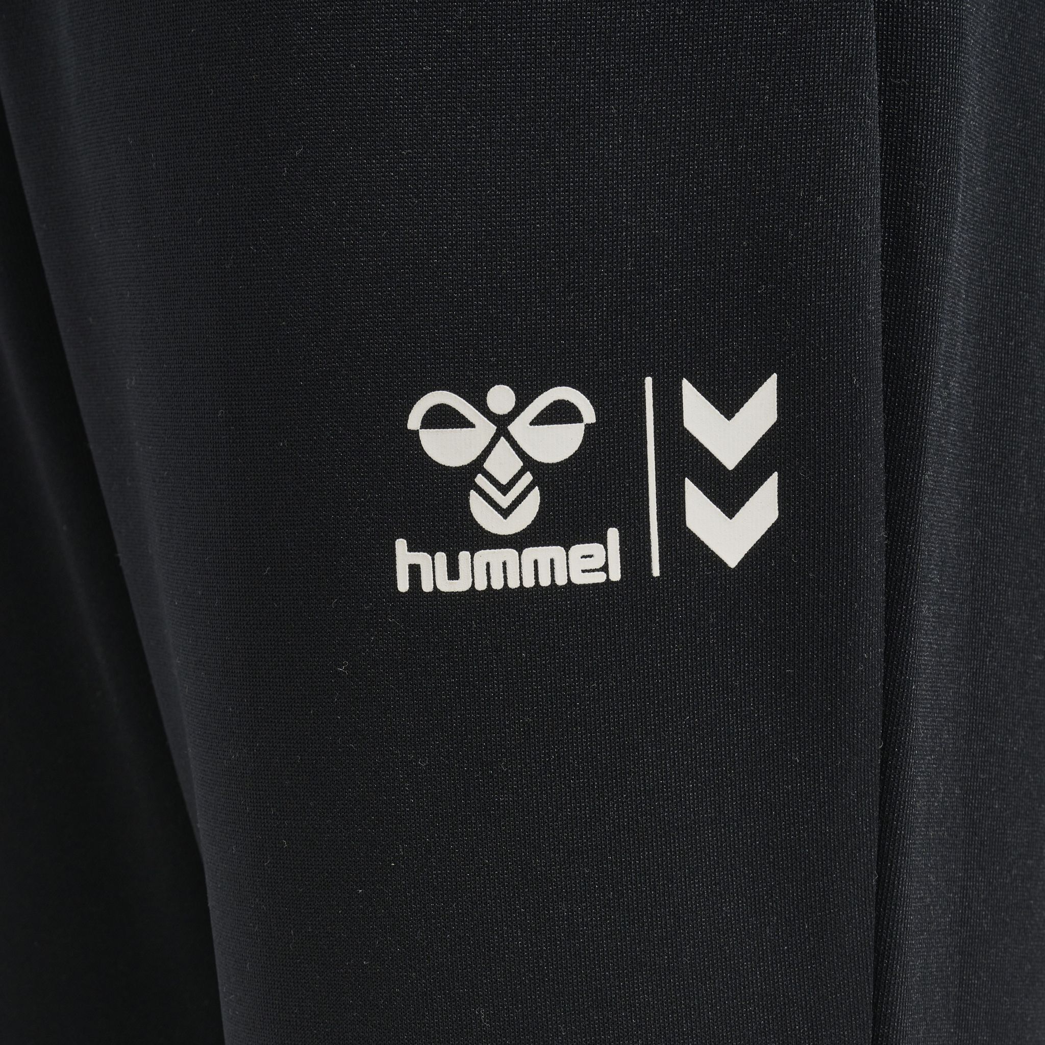 hmlTAZU TRACKSUIT