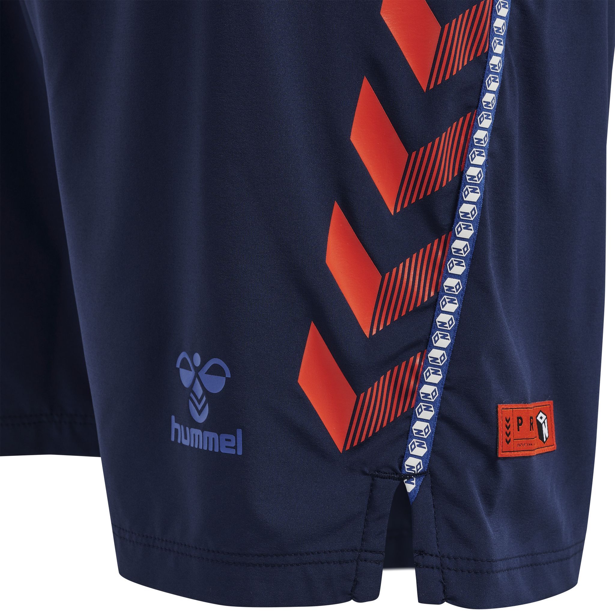 hmlPRO GRID GAME SHORTS