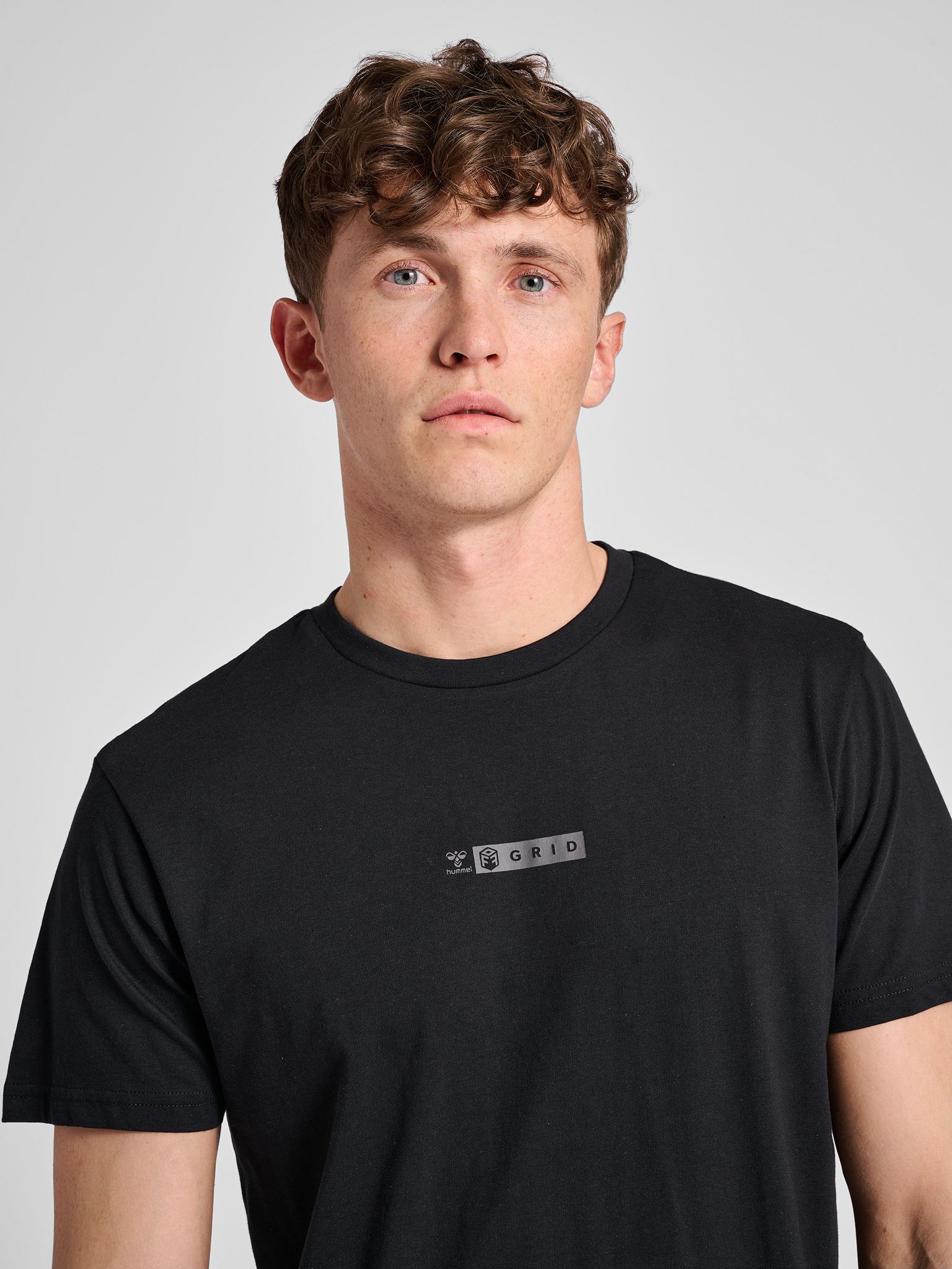 hmlOFFGRID TEE S/S